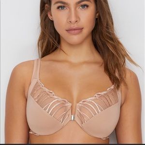 Paramour front clasp nude minimizer bra